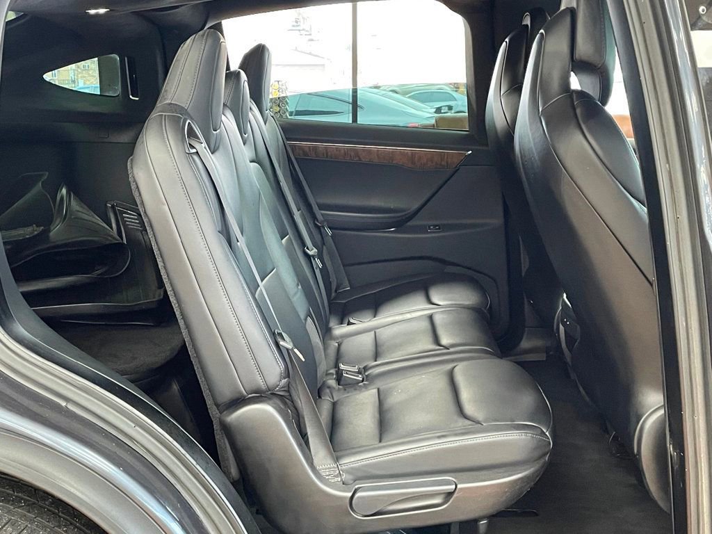 Used 2017 Tesla Model X 100D image 21
