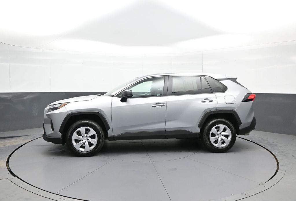 Certified 2025 Toyota RAV4 LE image 9