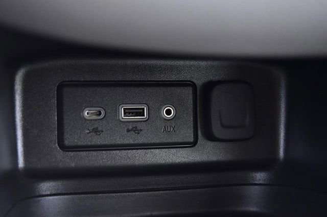 Used 2024 Chevrolet Equinox LT image 16