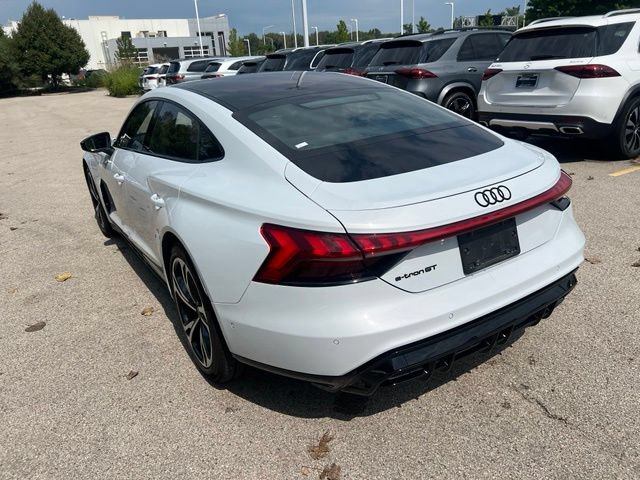 Used 2024 Audi e-tron GT Prestige AWD/4WD image 7