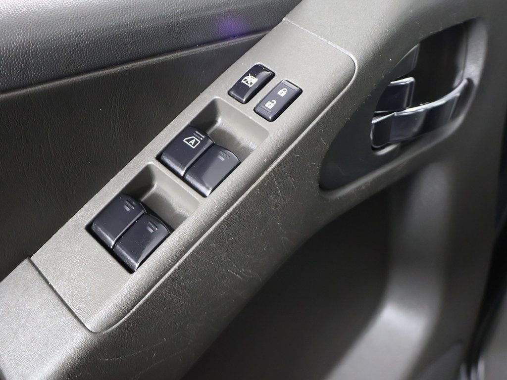 Used 2021 Nissan Frontier PRO-4X w/ Pro-4x Utility Package image 32
