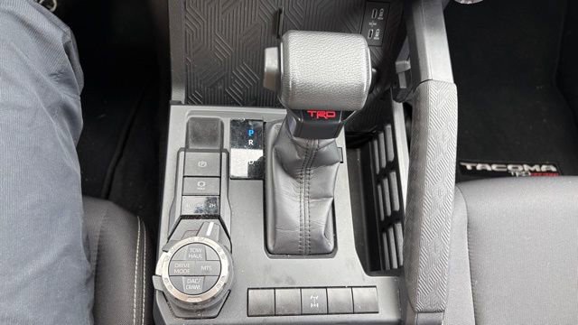 Used 2024 Toyota Tacoma TRD Off-Road AWD/4WD image 13