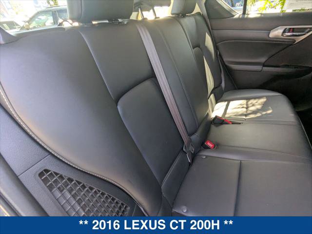 Used 2016 Lexus CT 200h image 23