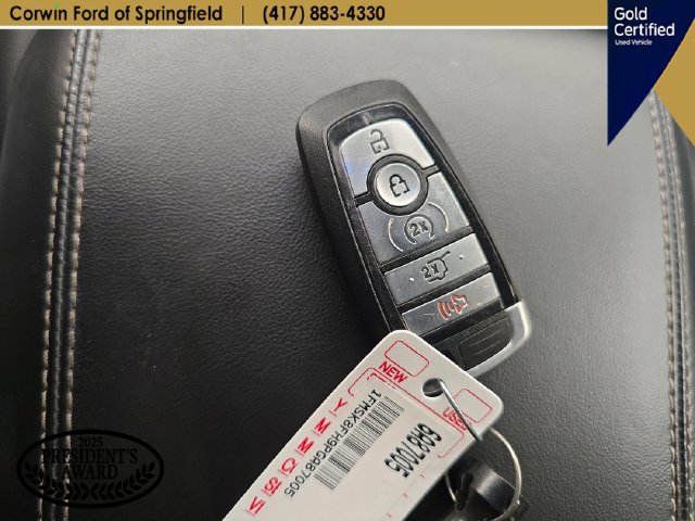 Certified 2023 Ford Explorer Limited AWD/4WD image 30