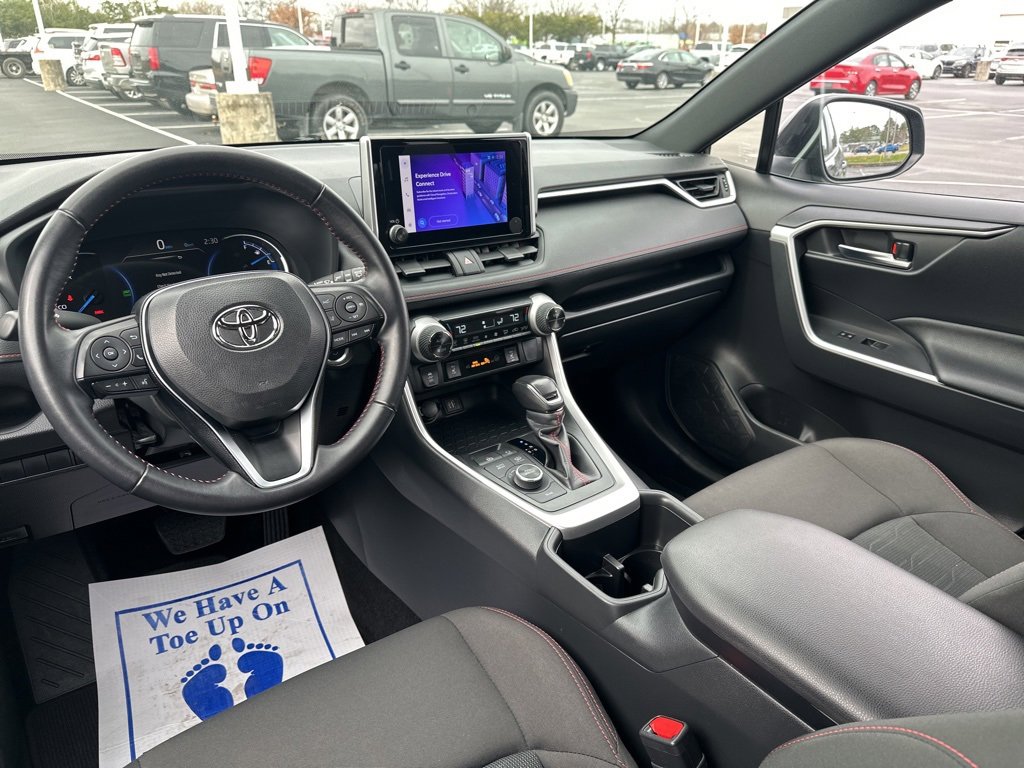 Certified 2025 Toyota RAV4 SE image 29