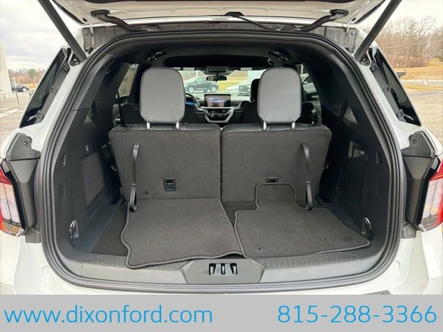 New 2026 Ford Explorer ST-Line image 26