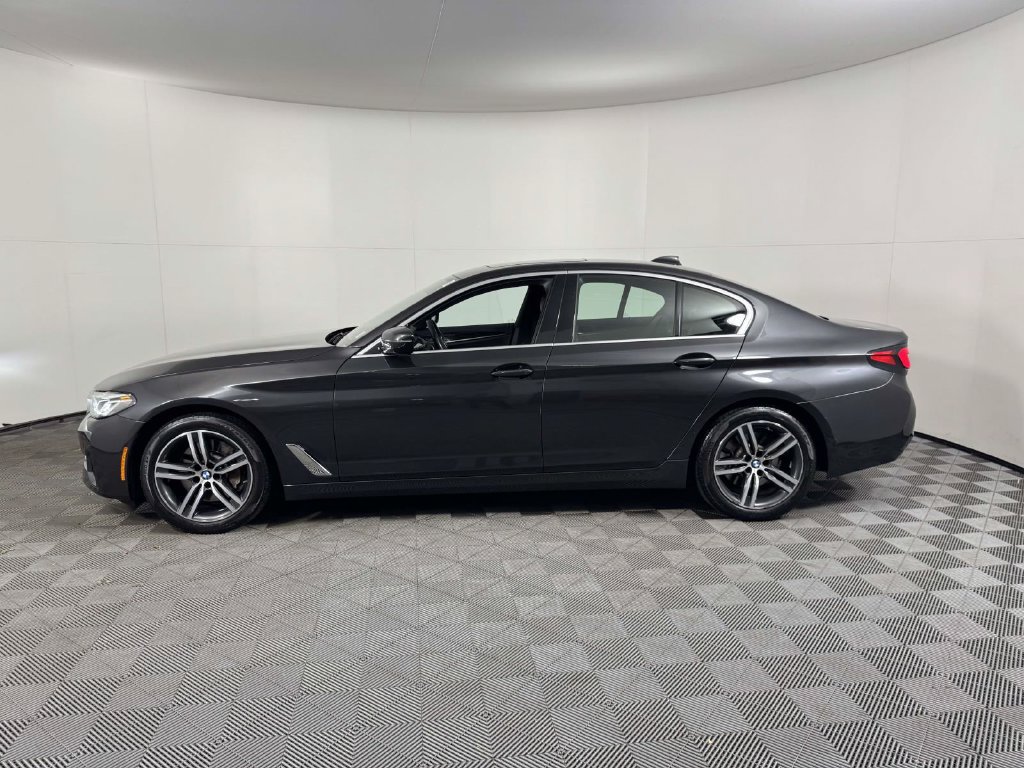 Used 2021 BMW 530i xDrive w/ Convenience Package AWD/4WD image 11