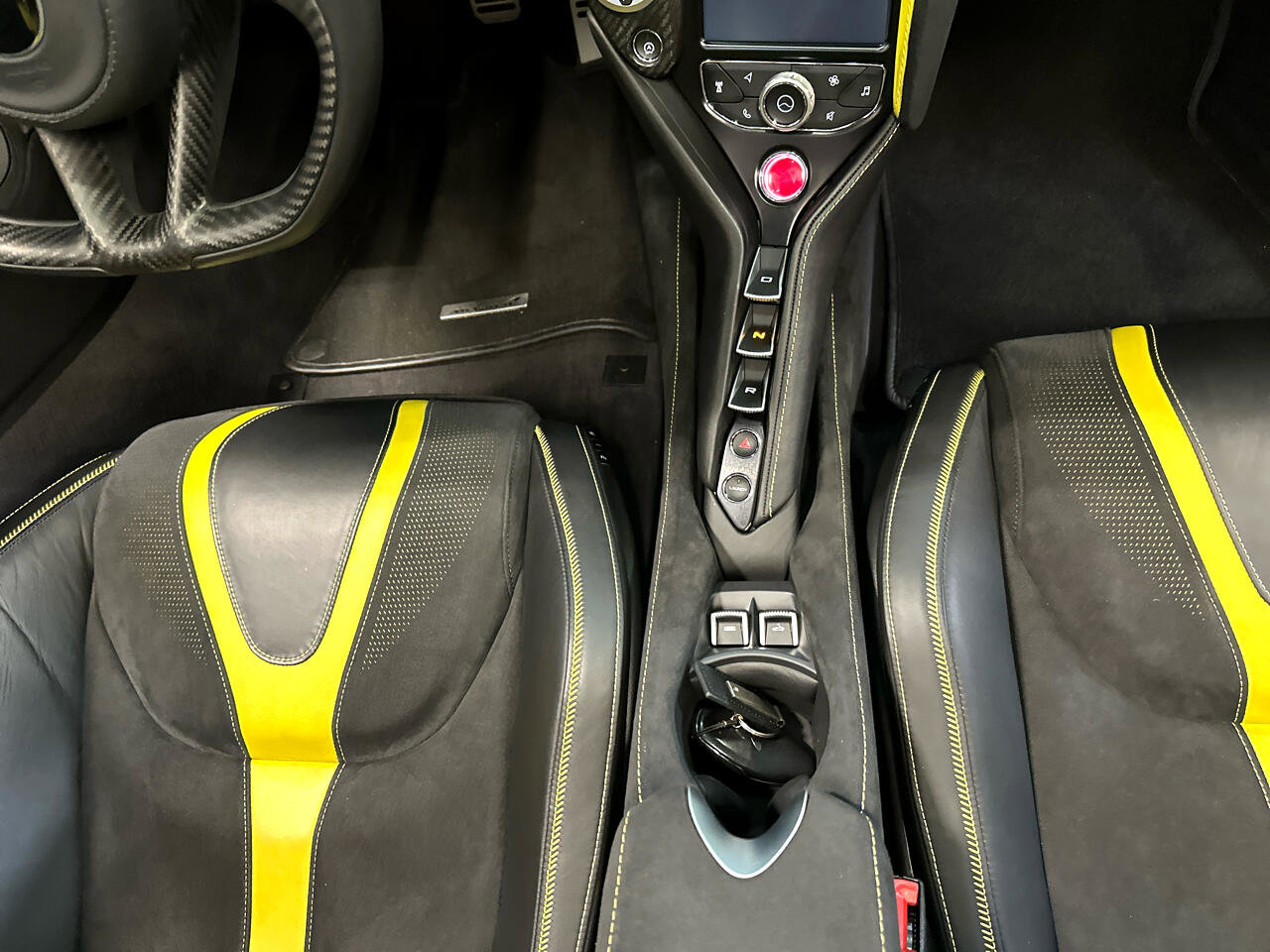 Used 2023 McLaren 720S Performance image 23
