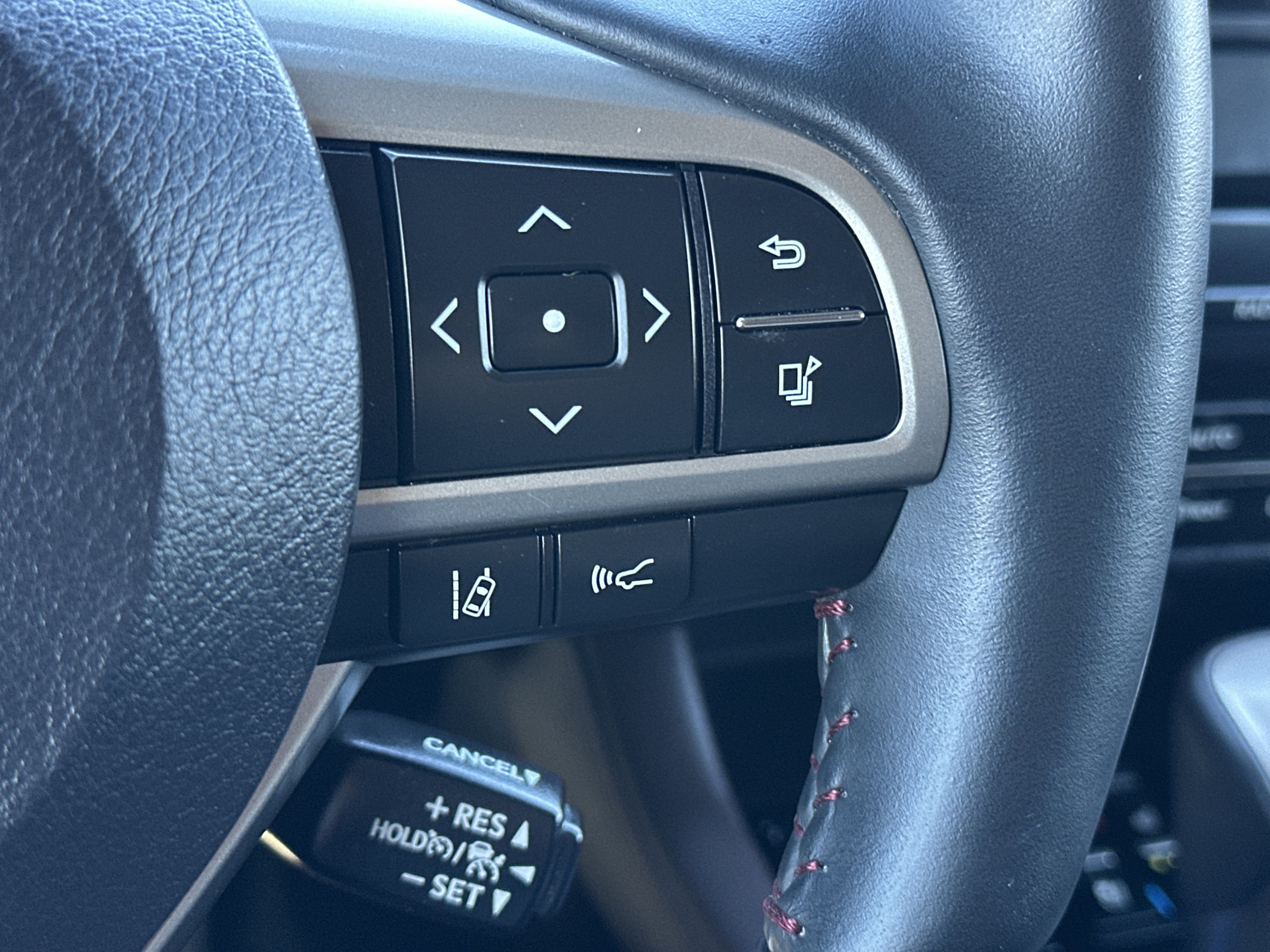 Used 2018 Lexus RX 350 F Sport w/ Premium Package image 19