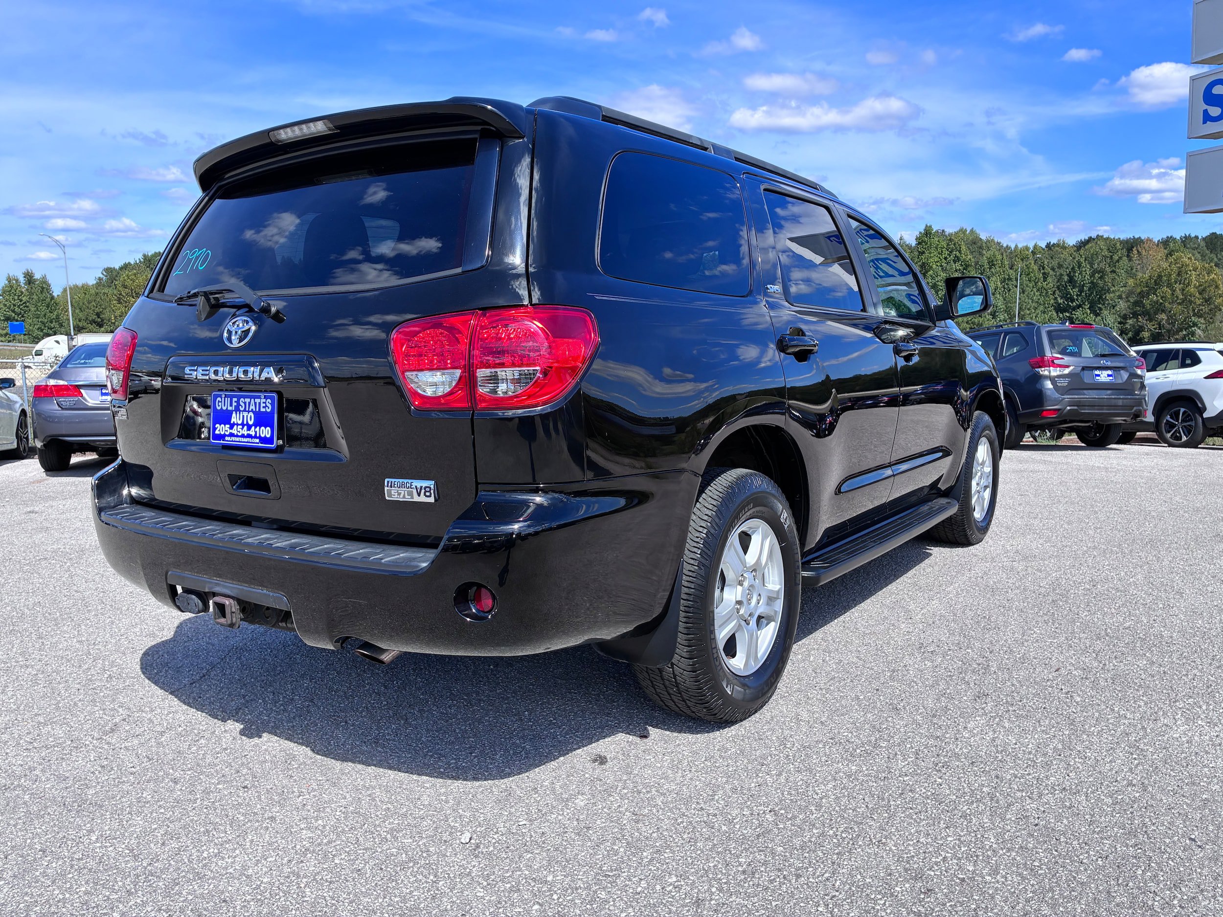 Used 2015 Toyota Sequoia SR5 AWD/4WD image 5