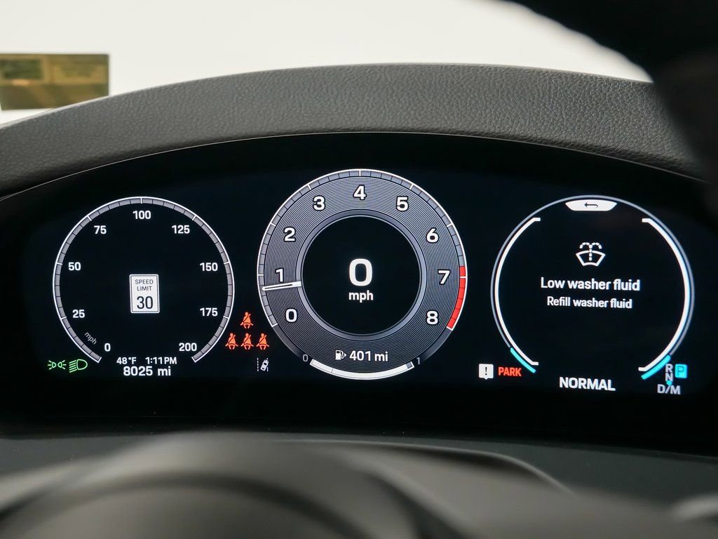 Used 2025 Porsche Panamera 4 image 24