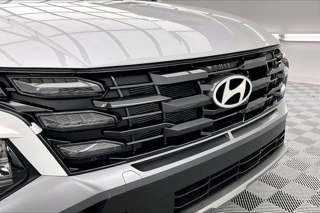 Used 2025 Hyundai Tucson SEL AWD/4WD image 28