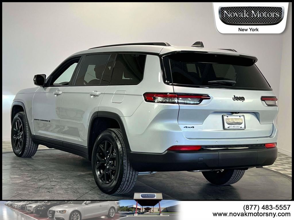 Used 2024 Jeep Grand Cherokee L Altitude image 6