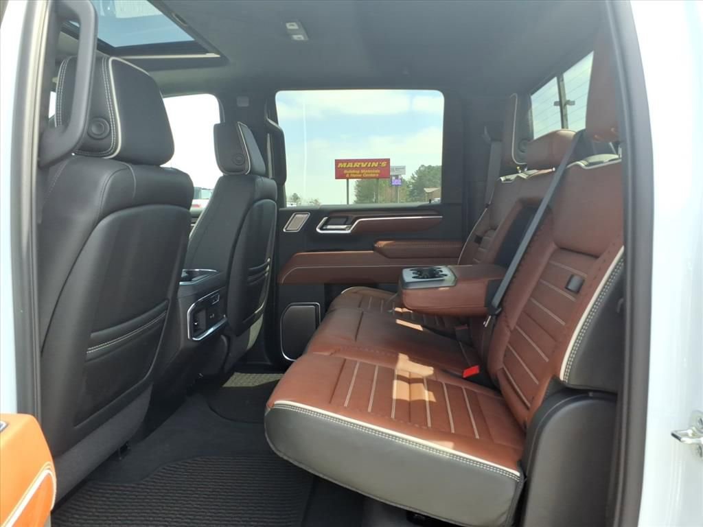 New 2026 GMC Sierra 2500 Denali Ultimate w/ Max Trailering Package image 15