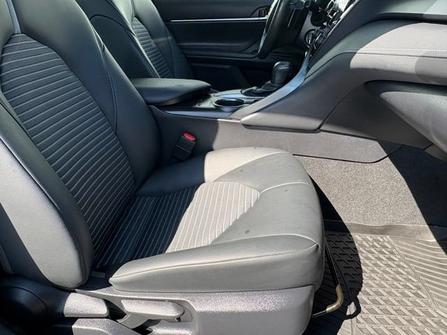 Used 2023 Toyota Camry SE FWD image 18