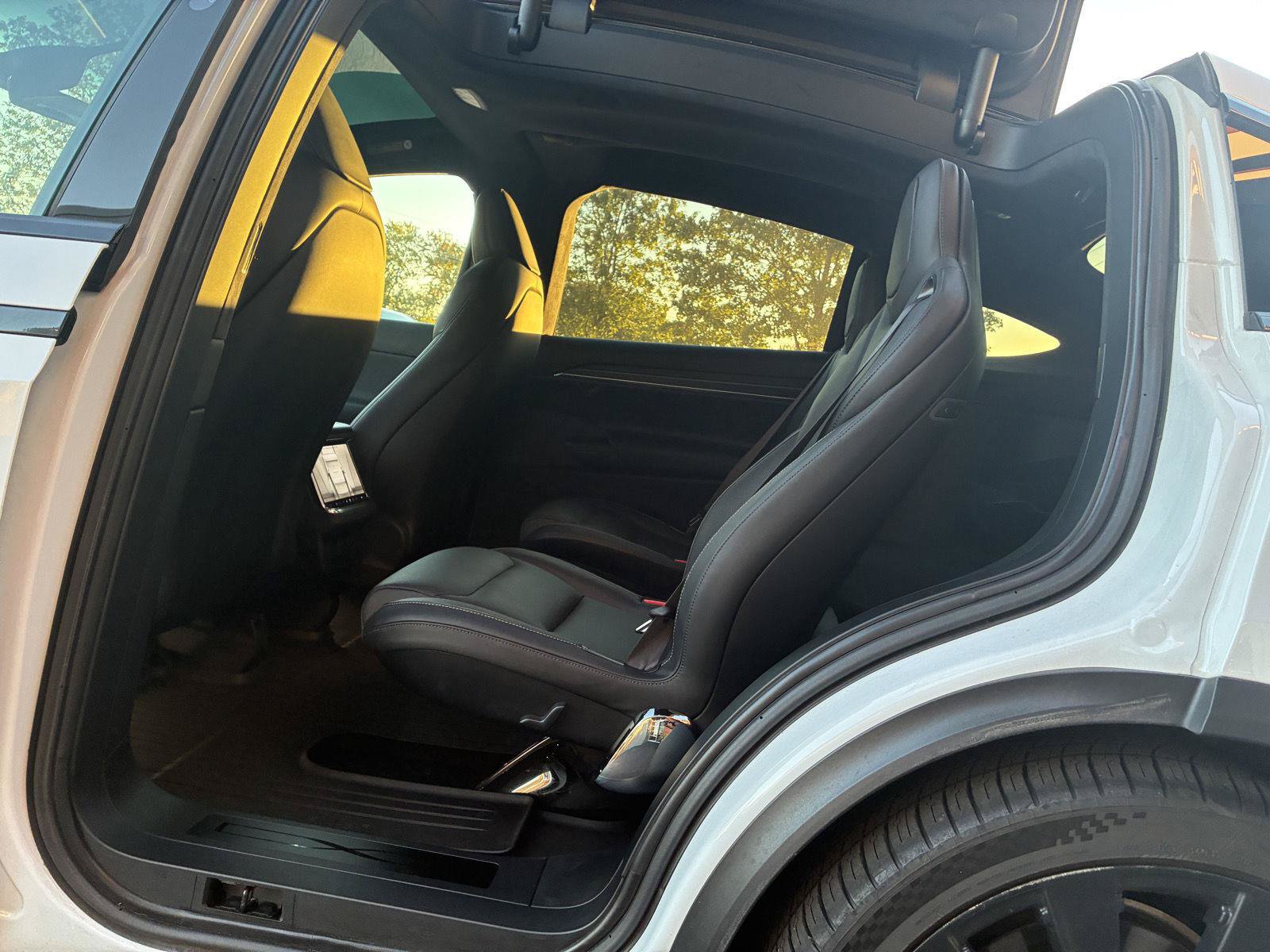 Used 2023 Tesla Model X Plaid AWD/4WD image 18