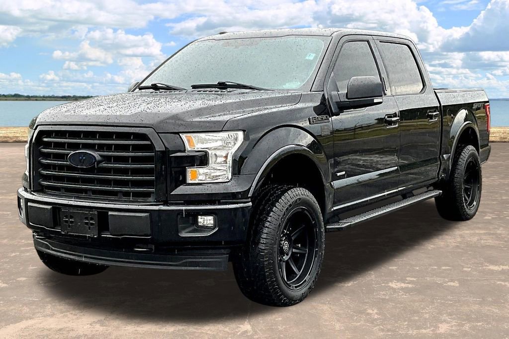 Used 2017 Ford F150 XLT w/ Equipment Group 302A Luxury AWD/4WD image 4