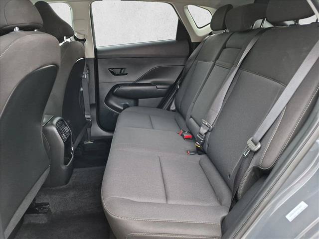Used 2025 Hyundai Kona SEL FWD image 18