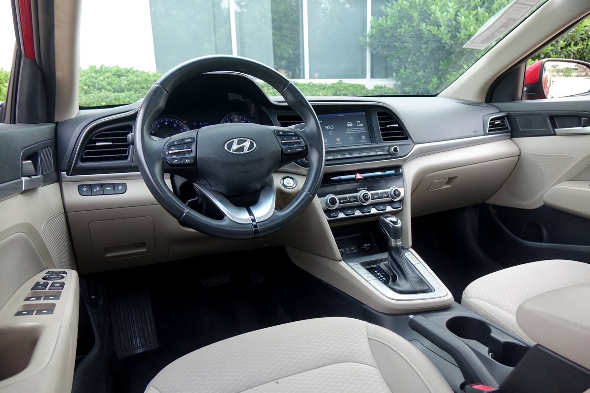 Used 2019 Hyundai Elantra Value Edition FWD image 5
