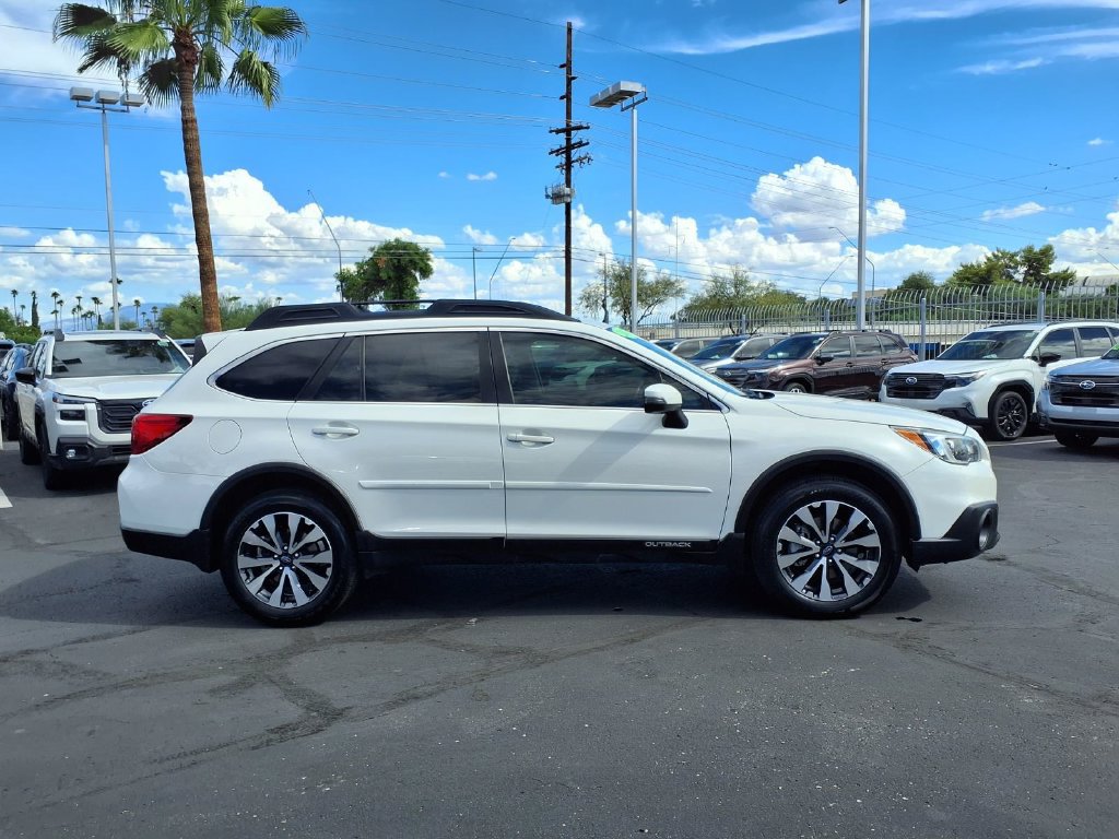 Used 2015 Subaru Outback 2.5i Limited AWD/4WD image 9