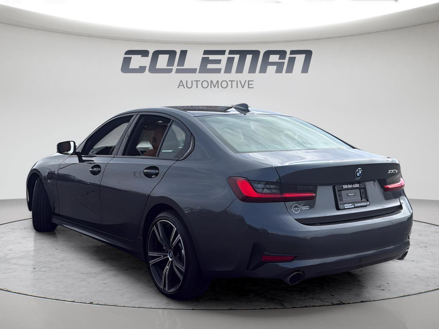 Used 2022 BMW 330e w/ Driving Assistance Package image 3