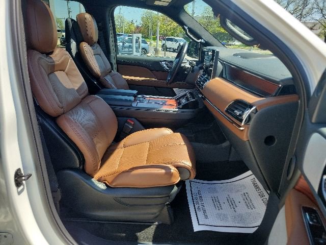 Certified 2023 Lincoln Navigator L Reserve AWD/4WD image 27