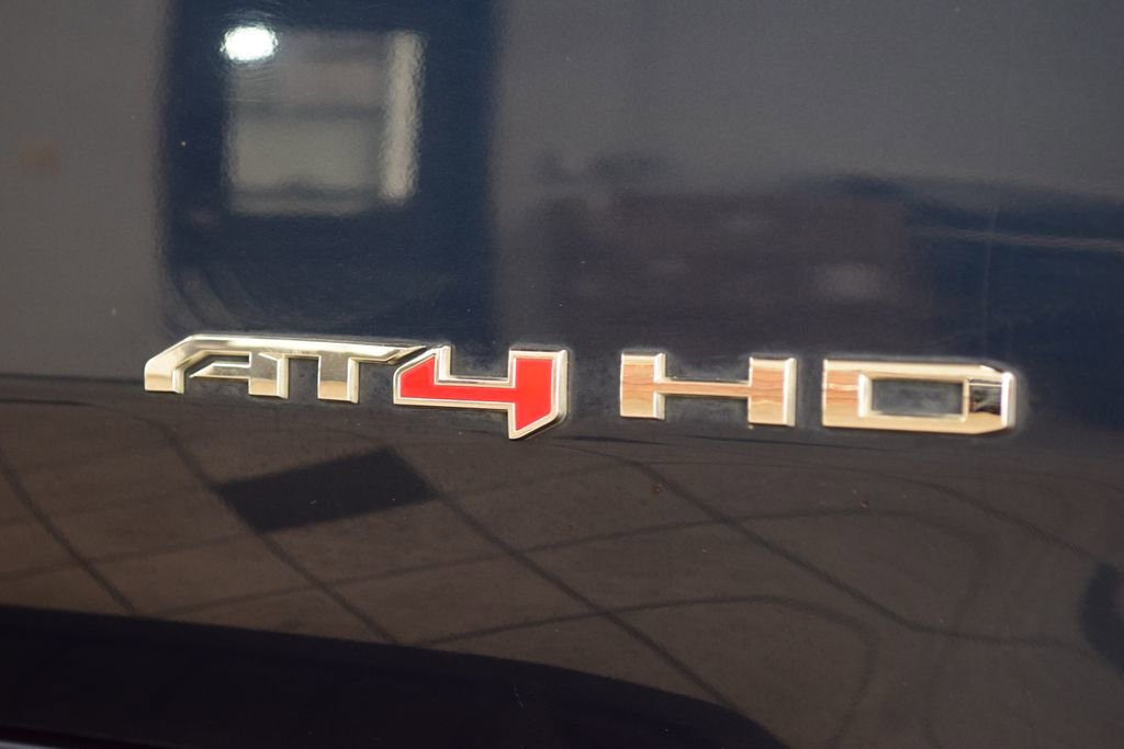 Used 2022 GMC Sierra 3500 AT4 w/ AT4 Preferred Package image 18