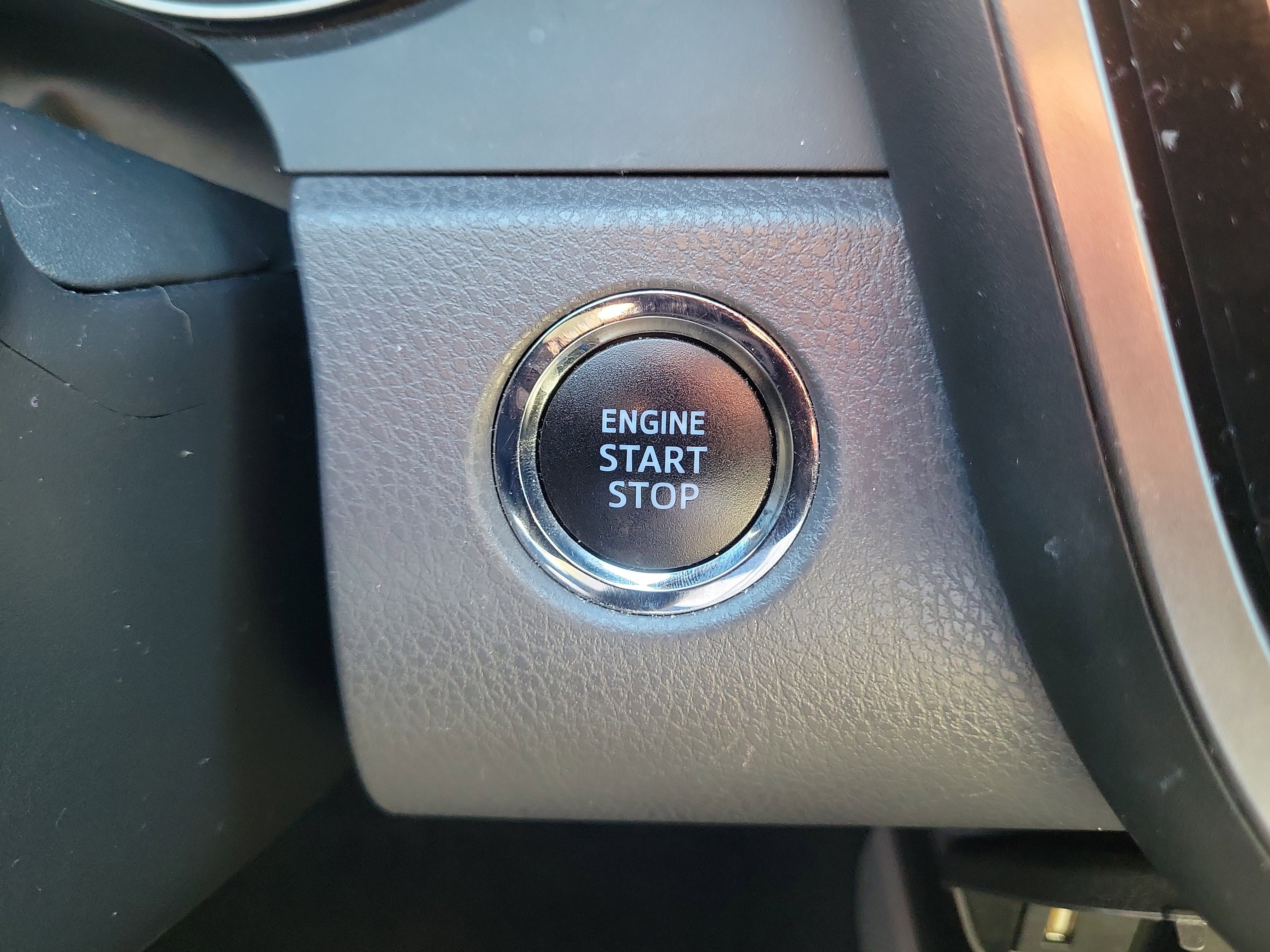 Used 2021 Toyota Camry SE w/ Audio Upgrade Package FWD image 31