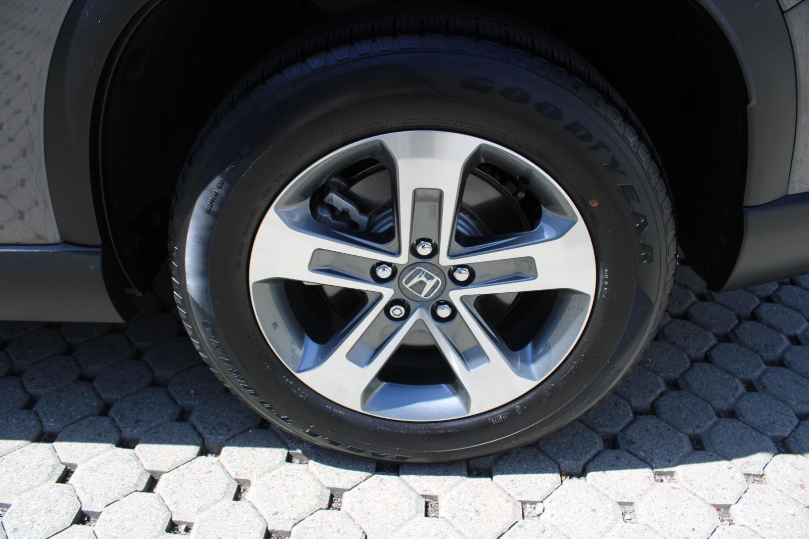 Used 2023 Honda Pilot EX-L image 12