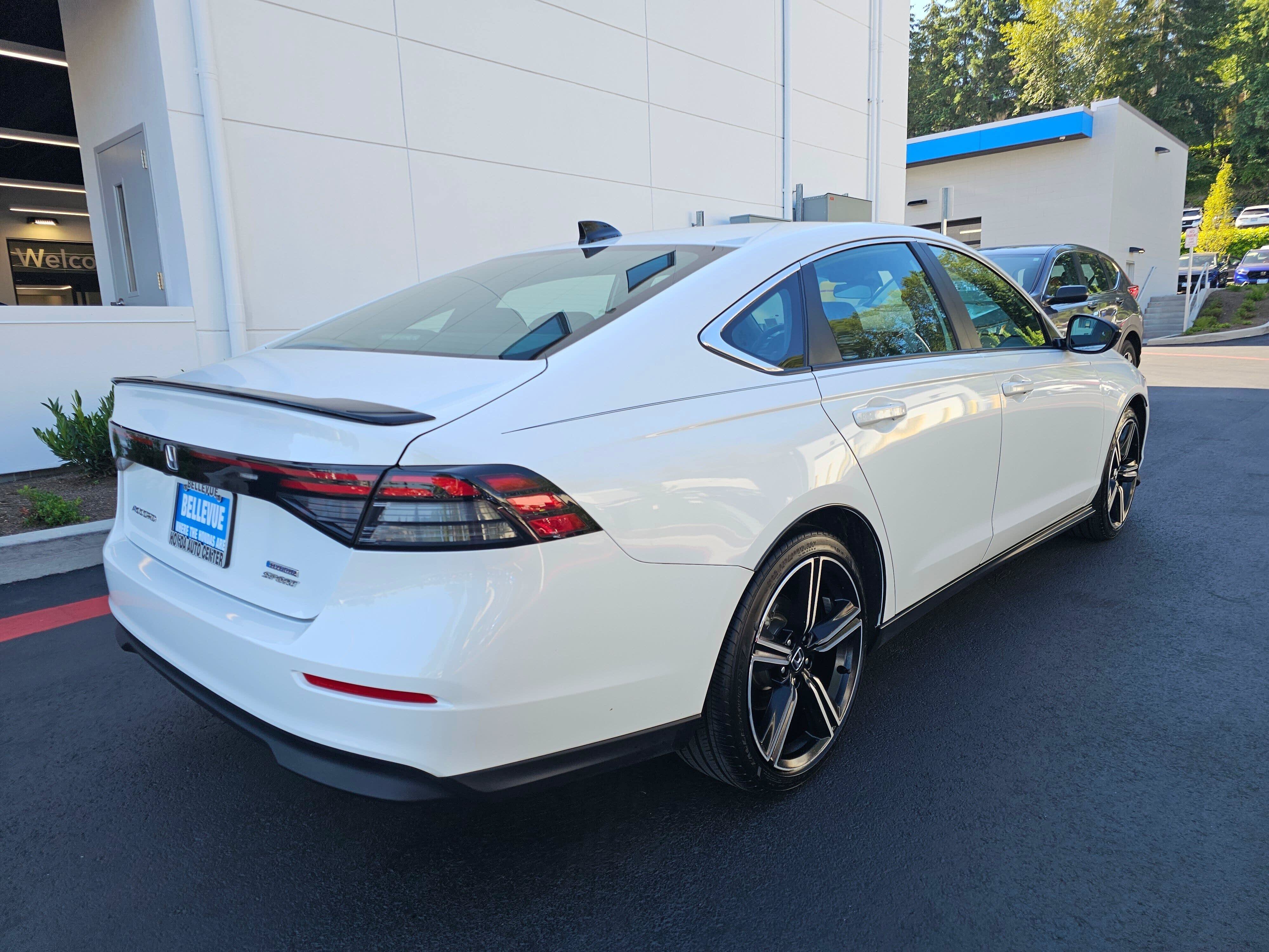 Used 2023 Honda Accord Sport image 7