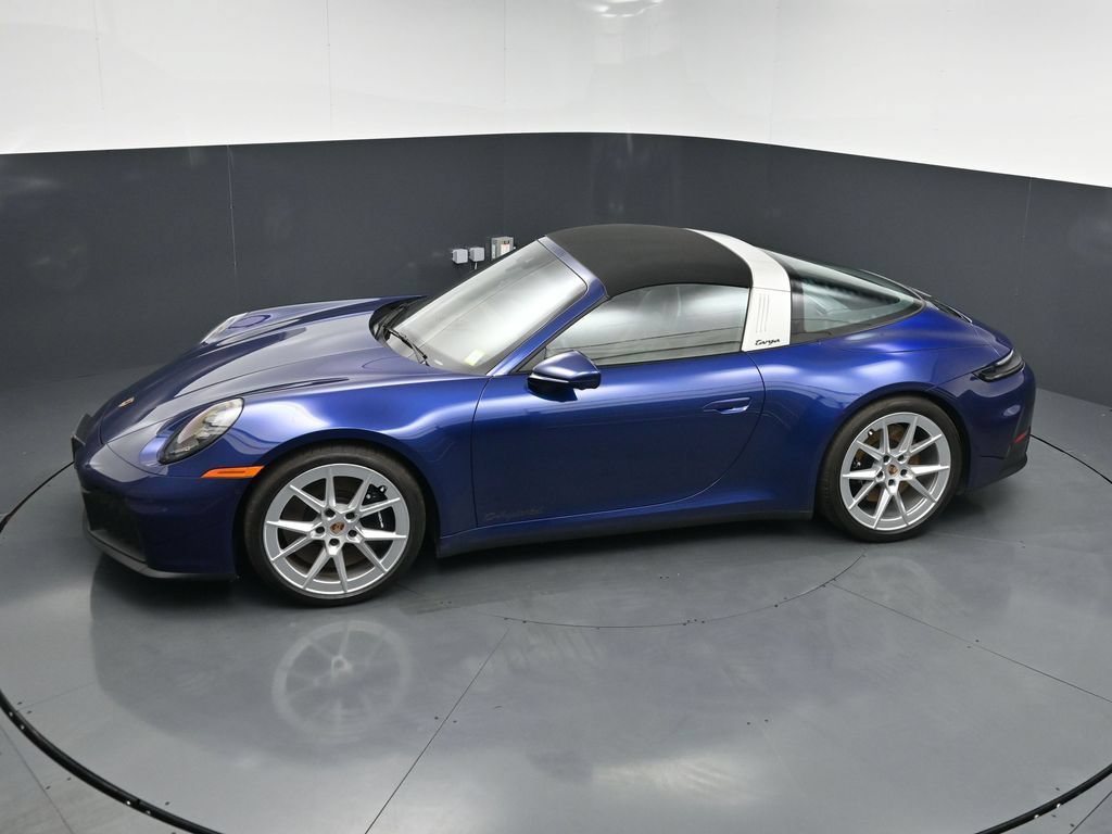 Certified 2025 Porsche 911 Targa 4 GTS AWD/4WD image 16