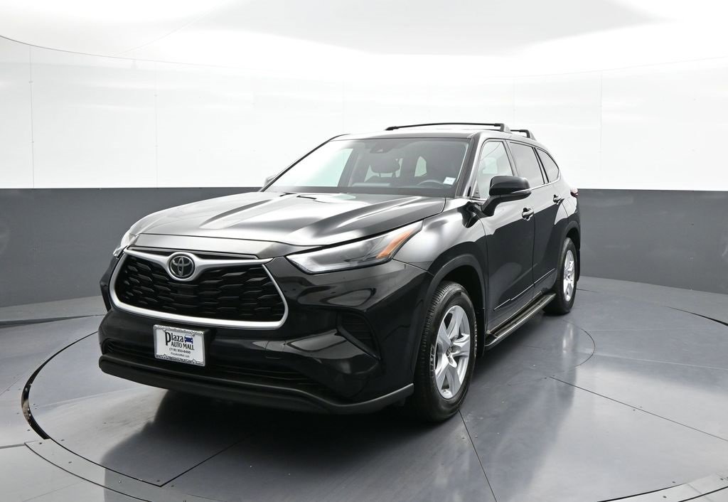 Certified 2022 Toyota Highlander L