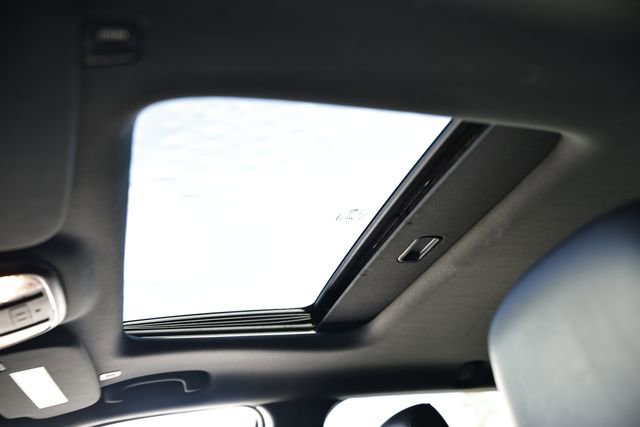 Used 2024 Dodge Durango GT image 17