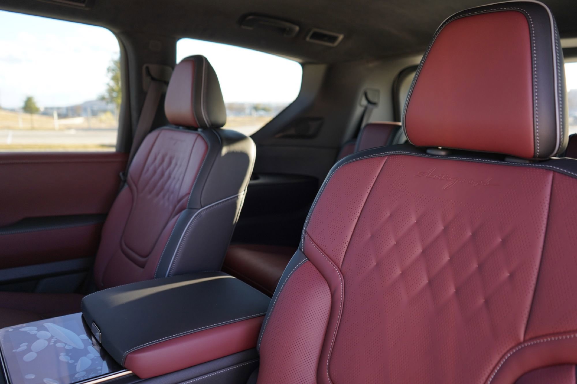 New 2026 INFINITI QX80 Autograph w/ Premium Cargo Package image 25