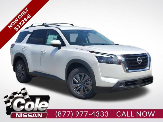 New 2025 Nissan Pathfinder SV w/ Cargo Package