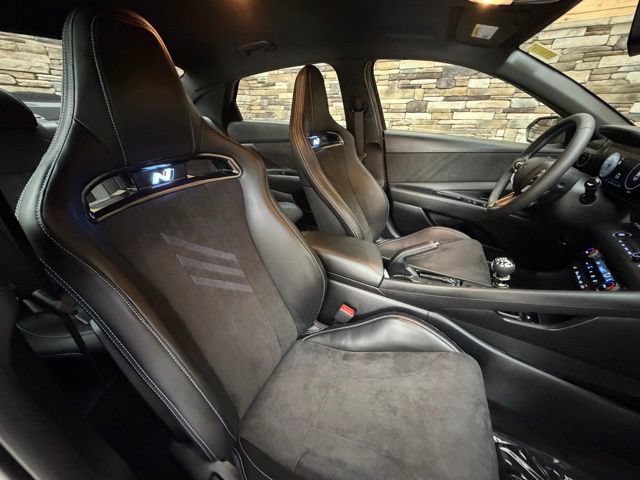 Used 2025 Hyundai Elantra N FWD image 15
