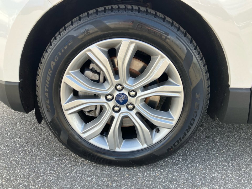 Used 2021 Ford Edge Titanium AWD/4WD image 31