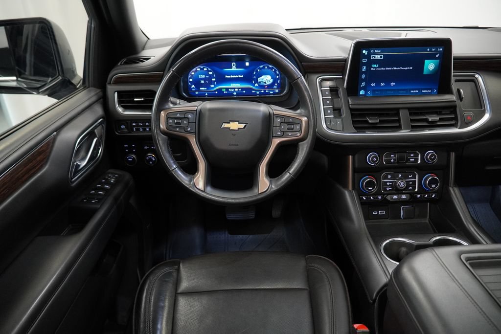 Used 2023 Chevrolet Suburban High Country AWD/4WD image 16