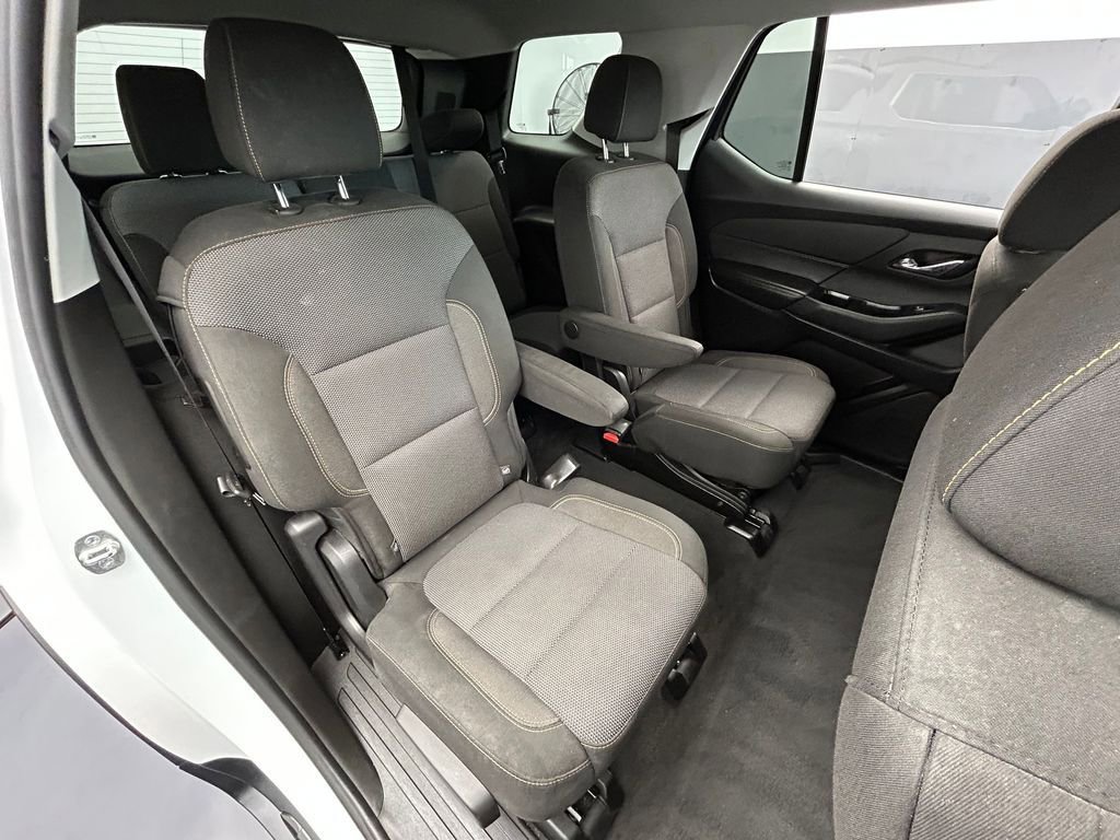 Used 2019 Chevrolet Traverse LT FWD image 41