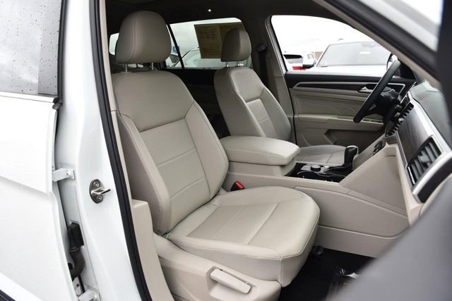 Certified 2022 Volkswagen Atlas SE w/ Panoramic Sunroof Package image 20