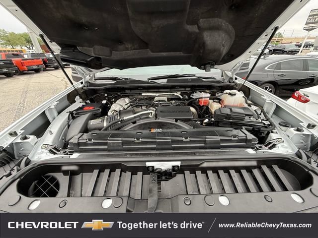 Used 2025 Chevrolet Silverado 2500 LT AWD/4WD image 35