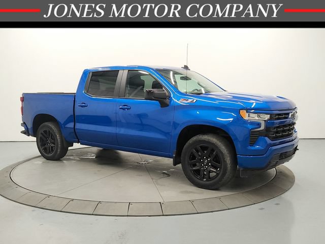 Used 2024 Chevrolet Silverado 1500 RST w/ Z71 Off-Road Package AWD/4WD image 1