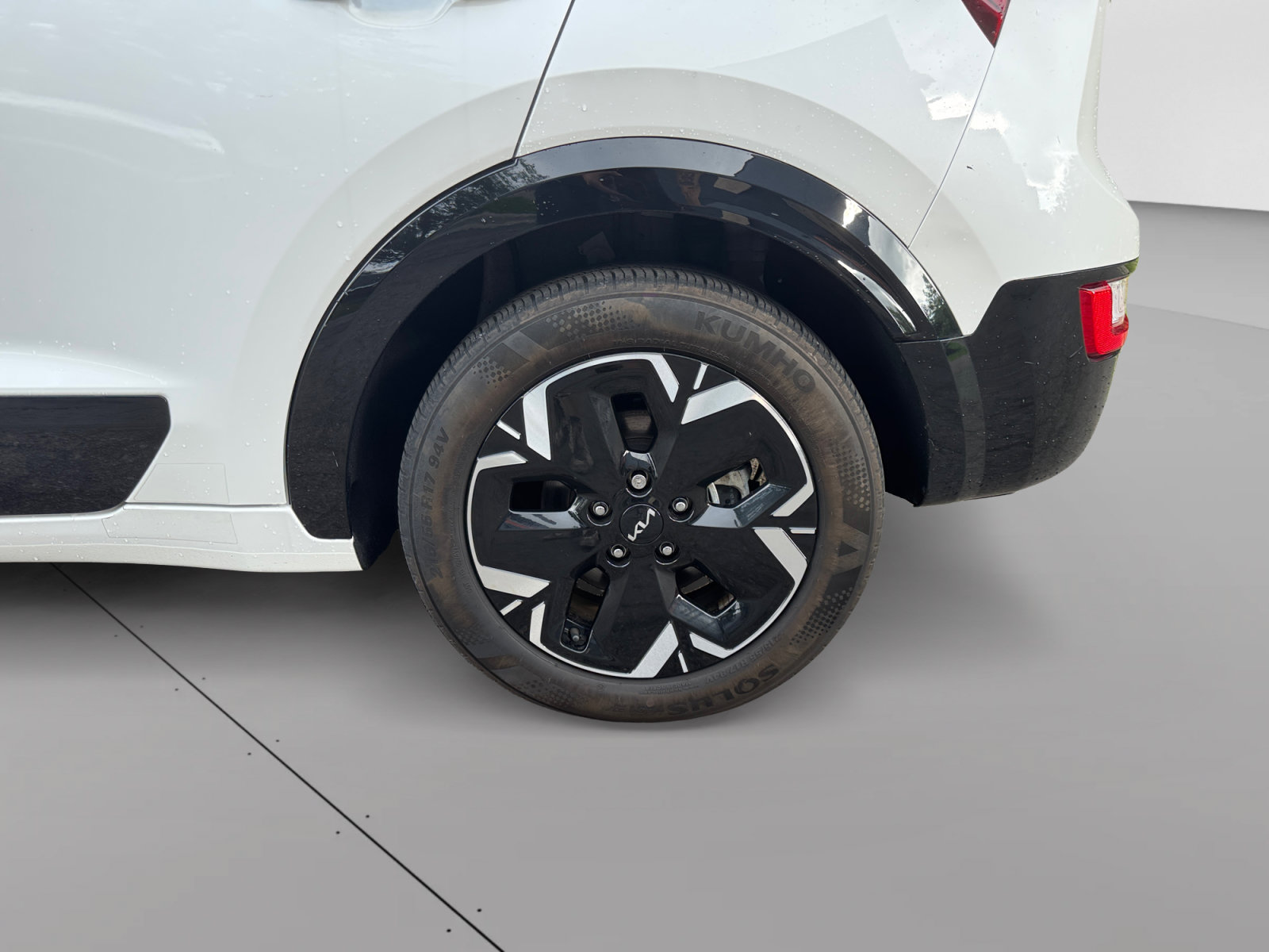 Used 2023 Kia Niro Wind w/ Wind Preserve Package FWD image 15