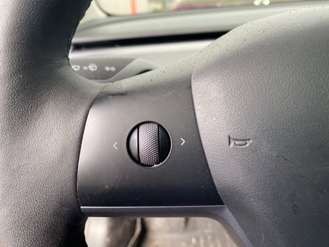 Used 2023 Tesla Model 3 Standard Range image 21