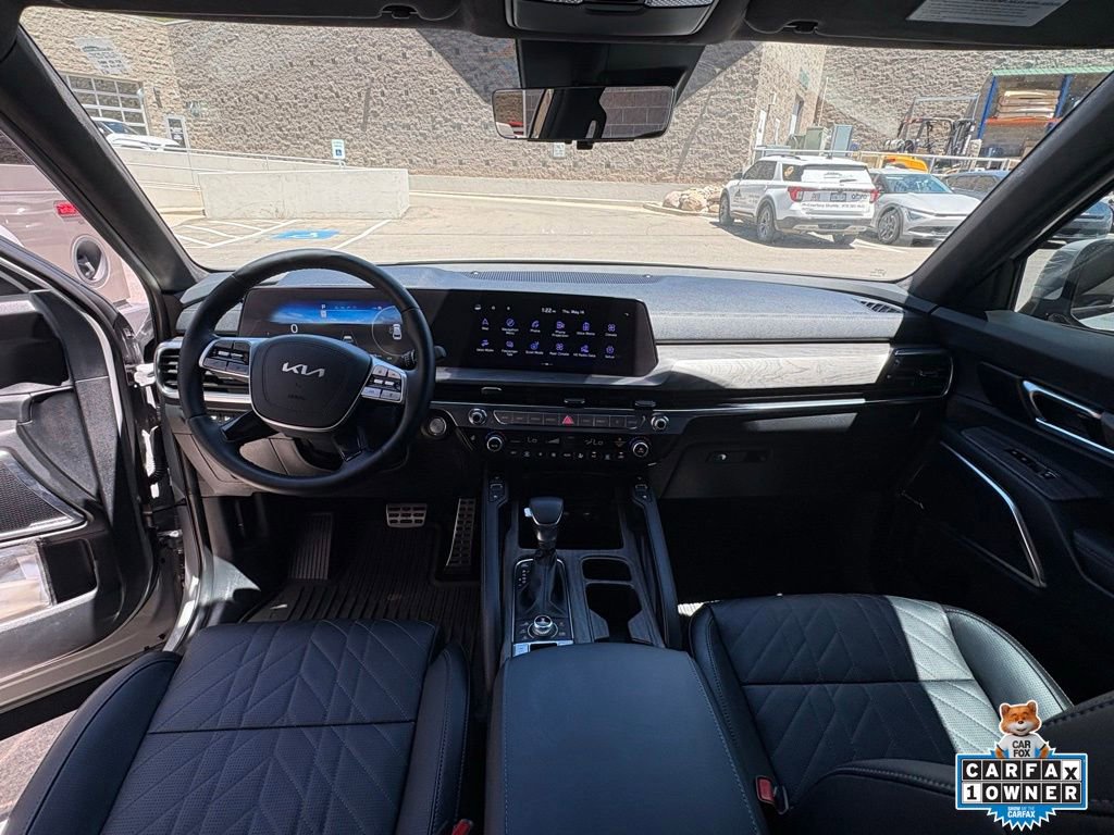 Certified 2025 Kia Telluride SX Prestige X-Line AWD/4WD image 4