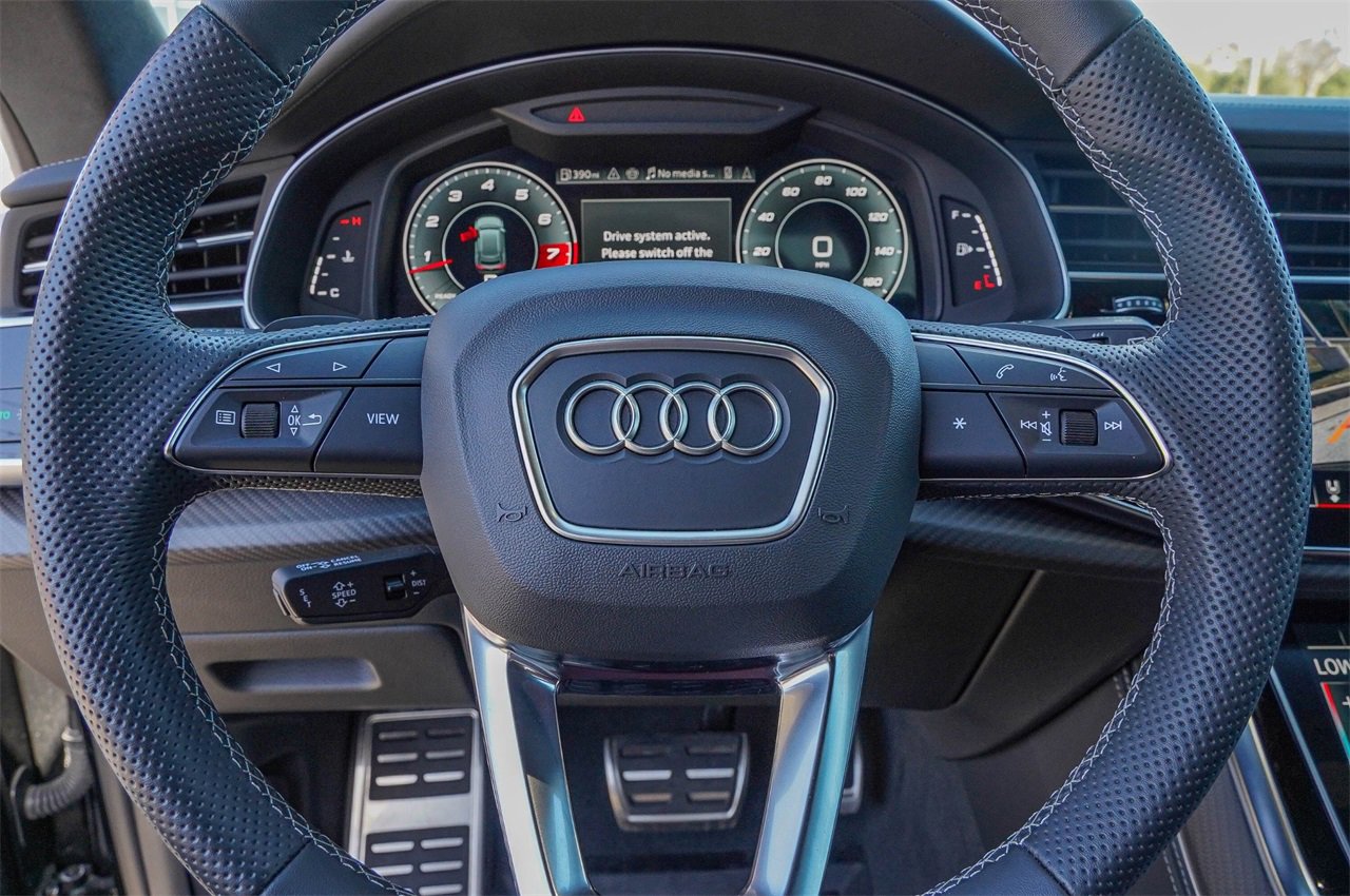 Used 2024 Audi SQ8 Prestige image 21