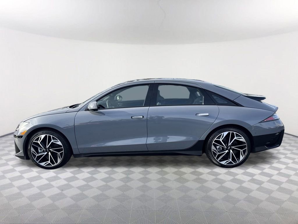 Used 2024 Hyundai Ioniq 6 Limited image 8