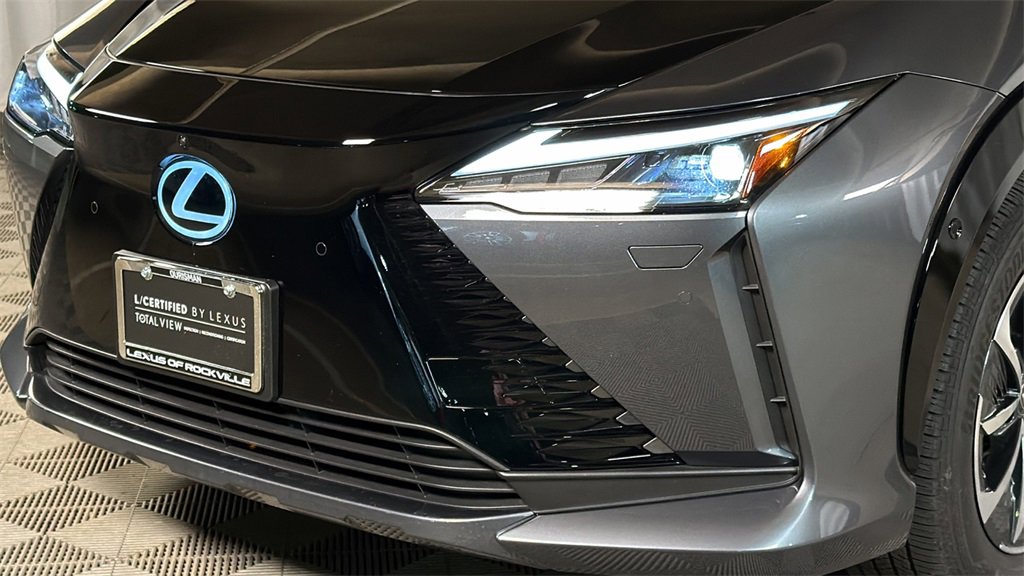 Certified 2025 Lexus RZ 450e image 3