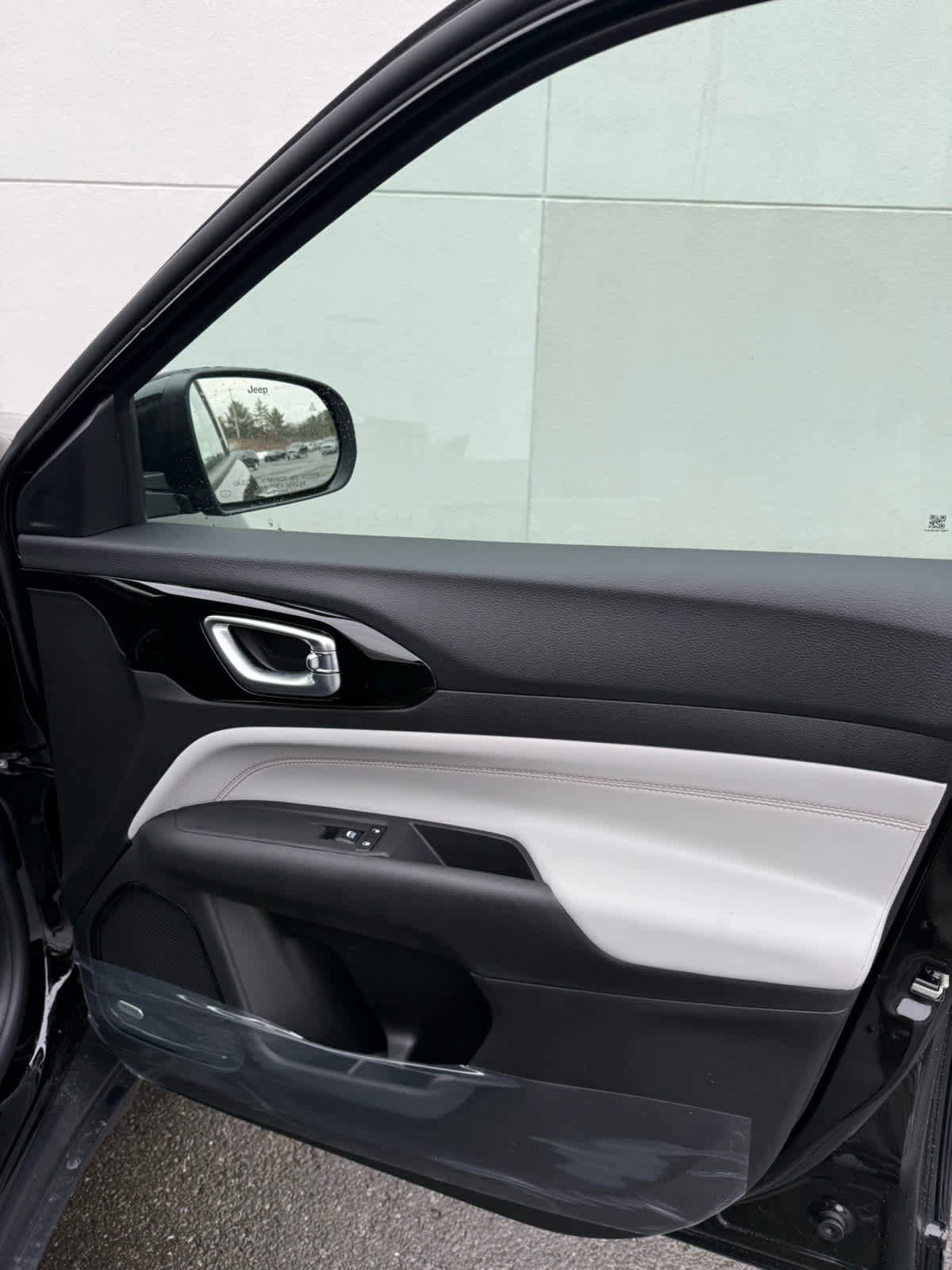 New 2026 Jeep Compass Limited w/ Sun, Sound & Navigation Group AWD/4WD image 10