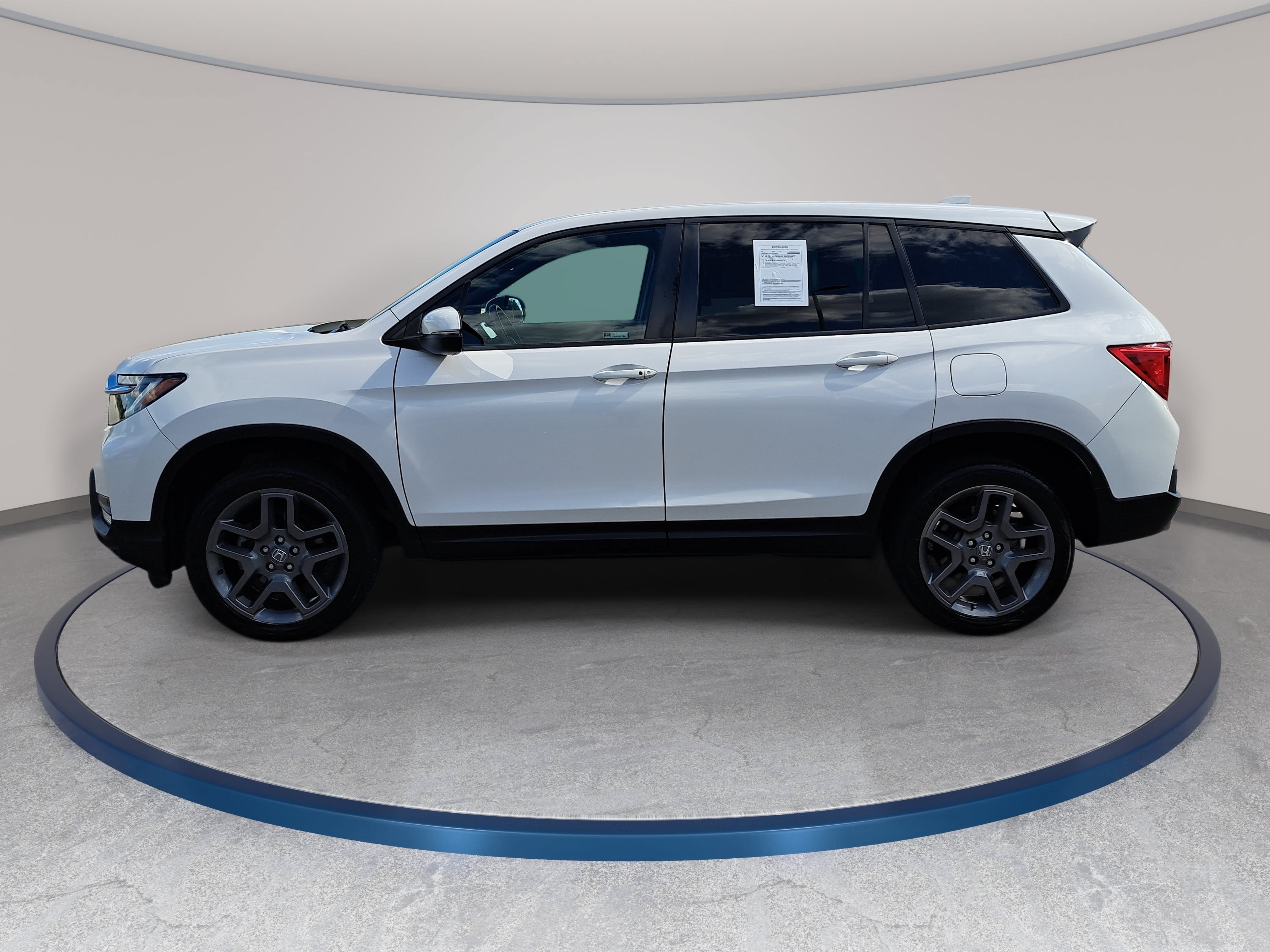 Used 2023 Honda Passport EX-L image 8